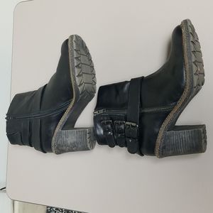 WHITE MOUNTAIN BOOTS